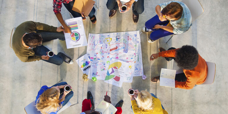 Leadership a Colori: Formazione esperienziale per misurare e convalidare la tua capacità di condurre te stesso e gli altri
